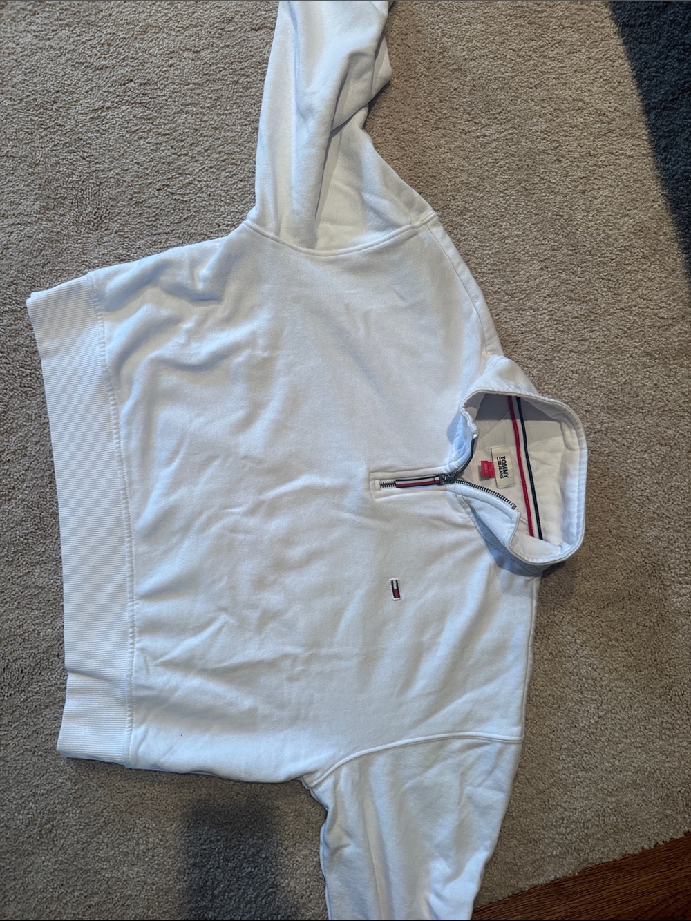Tommy Hilfiger White Quarter-Zip cropped pullover note it’s a short jacket 18 in